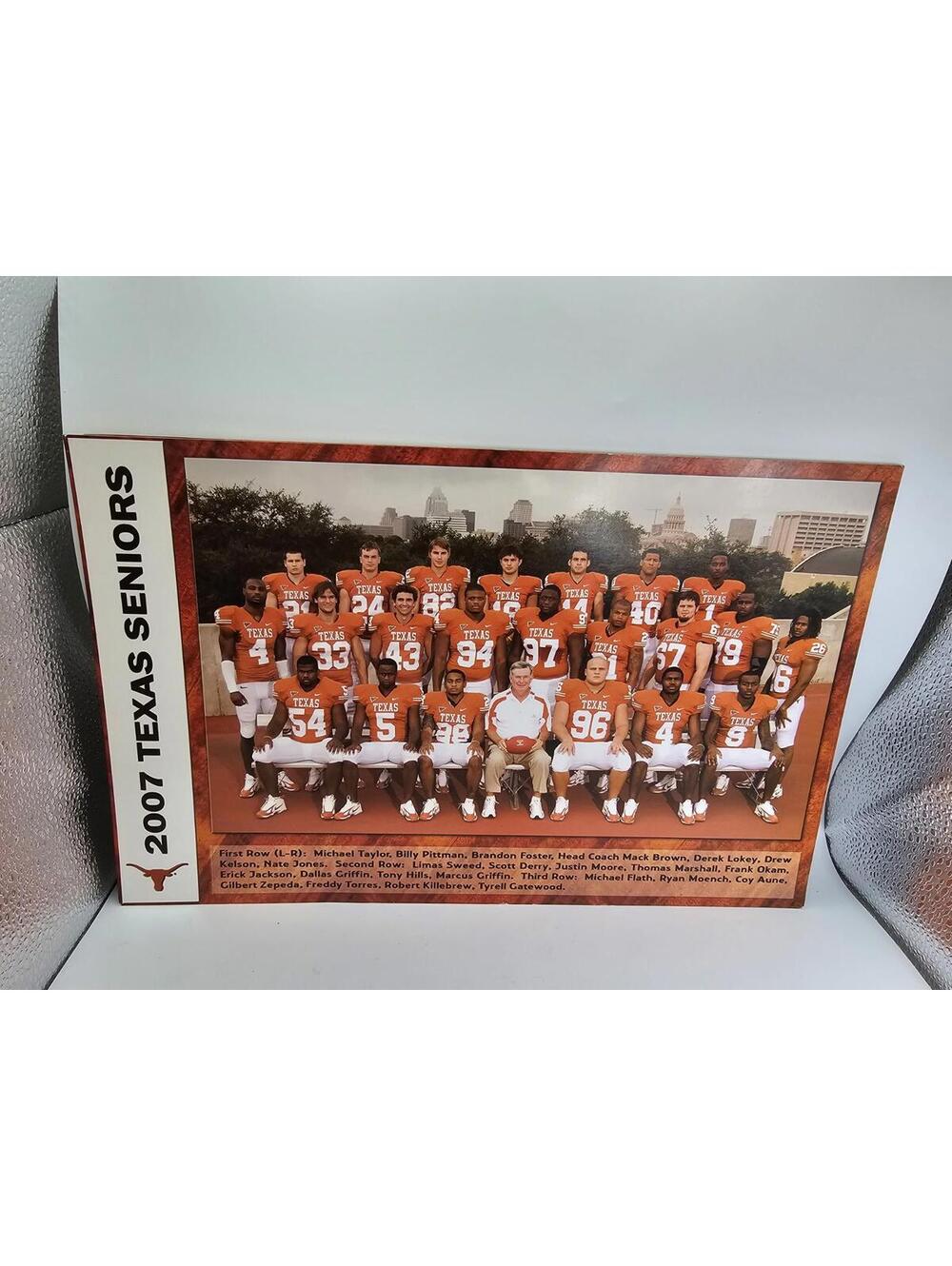 RARE 2007 TEXAS LONGHORNS TEAM WITH ALL PLAYERS SIGNED + MACK BROWN. 14" X 9.5".